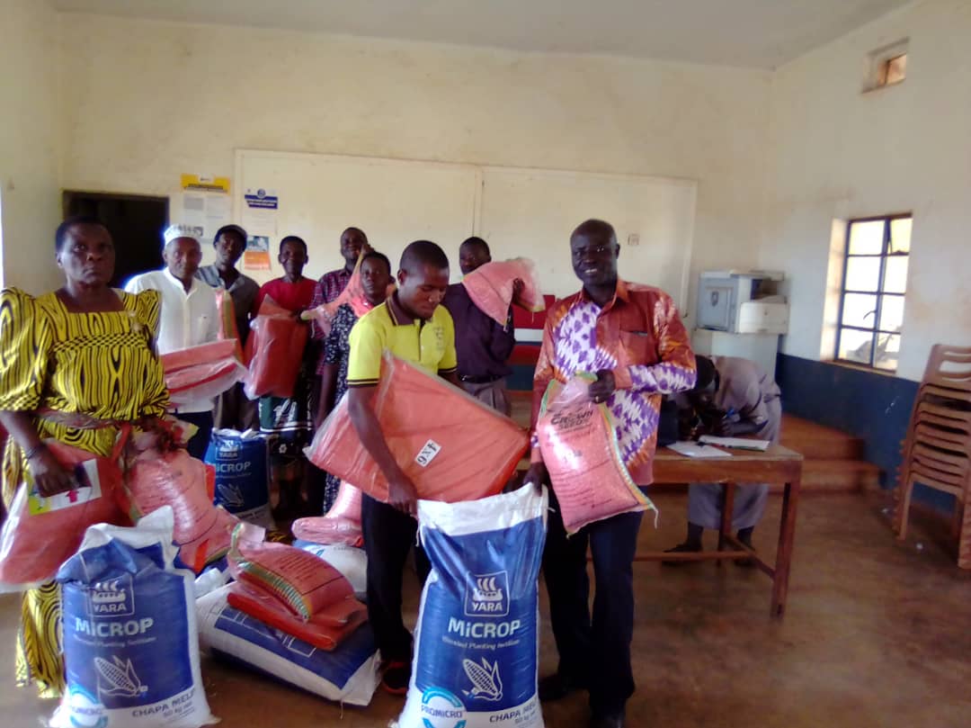 Distribution of 11275 bags of Microp NPK fertilizer